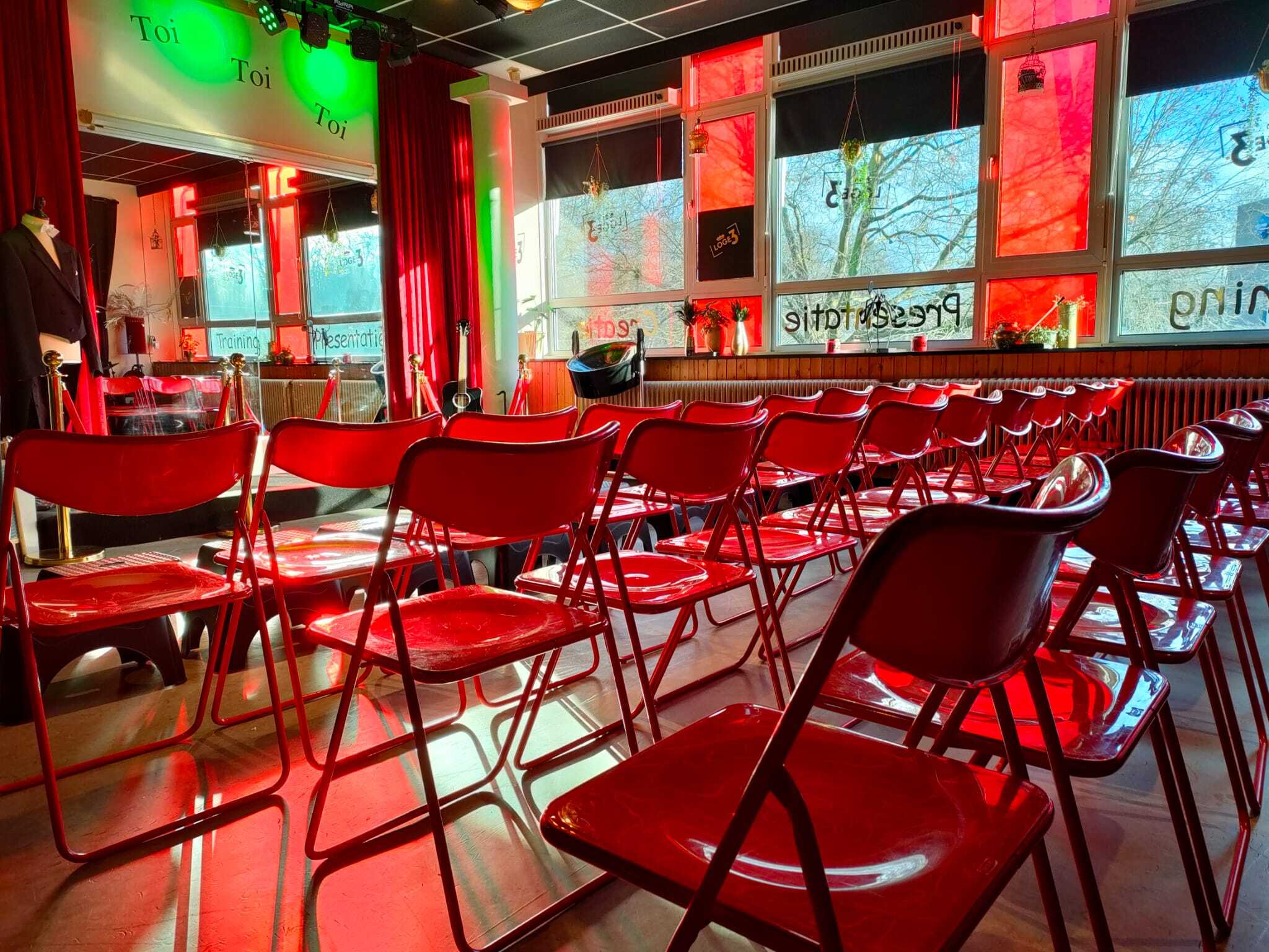 Foto LOGE 3.