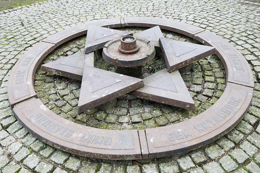 Afbeelding Joods Monument vijverpark