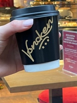 voncken_ ontbijten in Brunssum