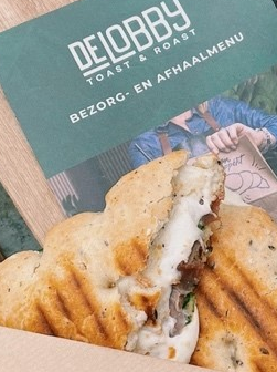 De Lobby tosti_ ontbijten in Brunssum