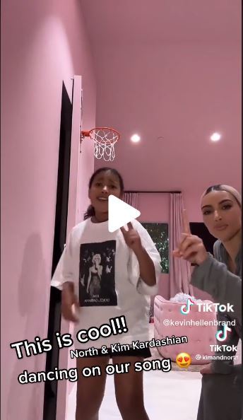 1001_nights_kardashian