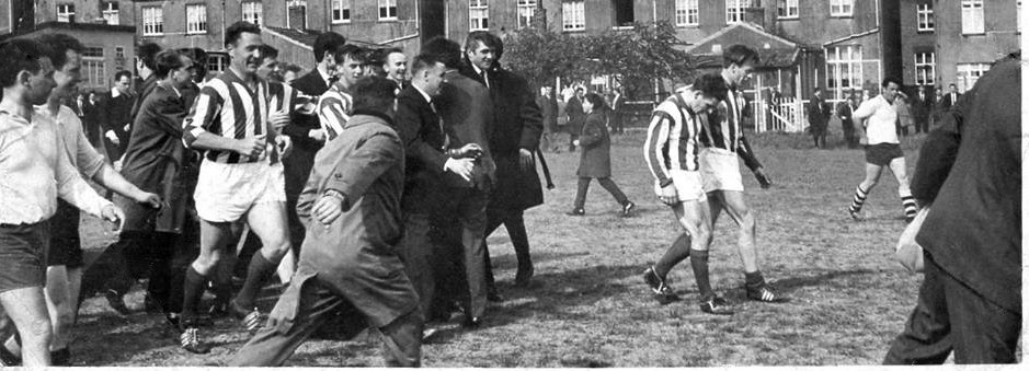 R.K.V.V. De Leeuw wedstrijdfoto 1963