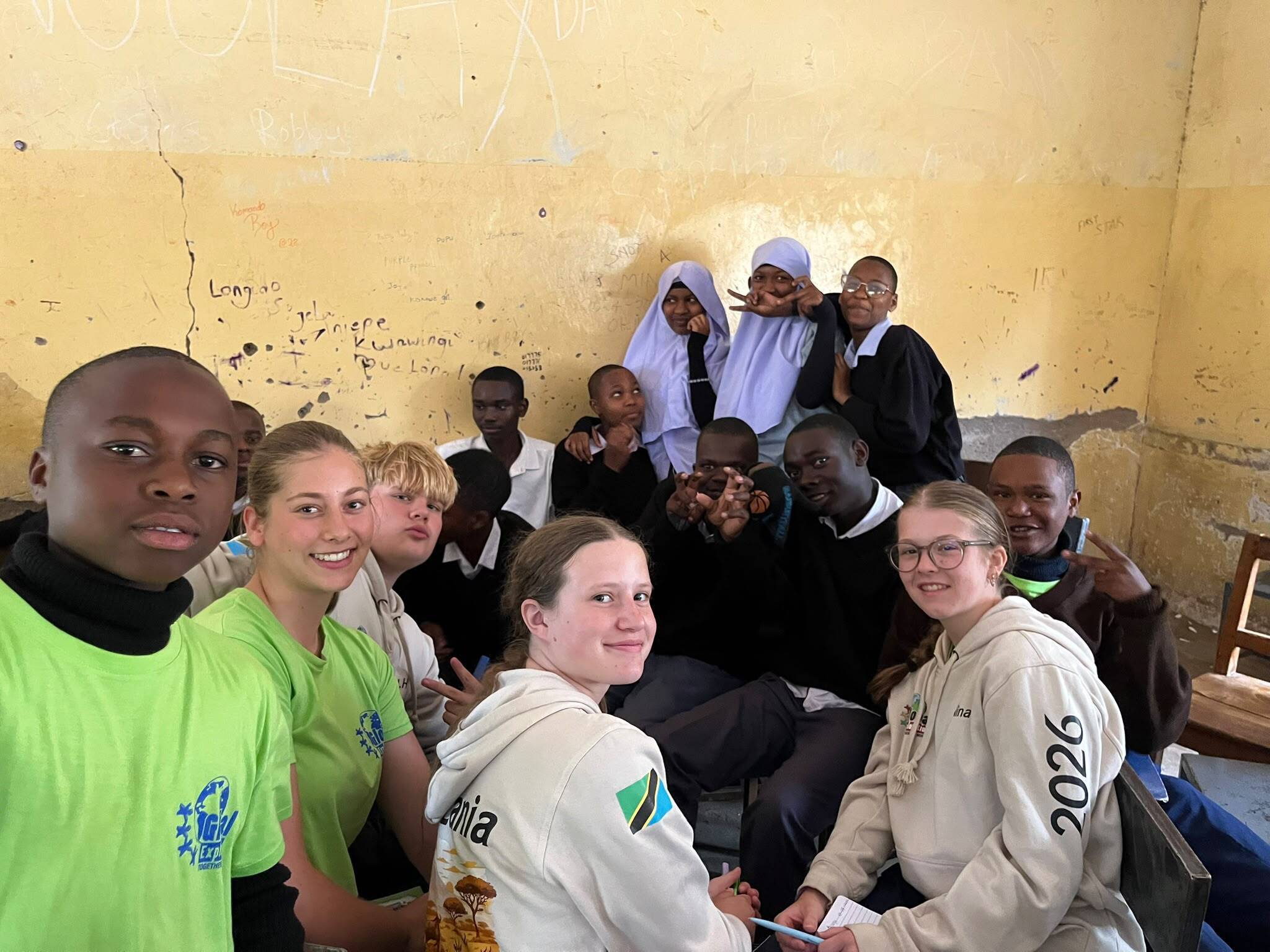 Yfke Evers tijdens haar wereldburgerstage in Tanzania
